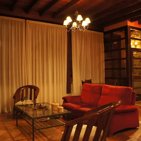 La De Castroviejo 2*