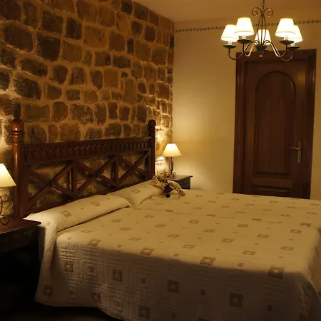 فندق La De Castroviejo