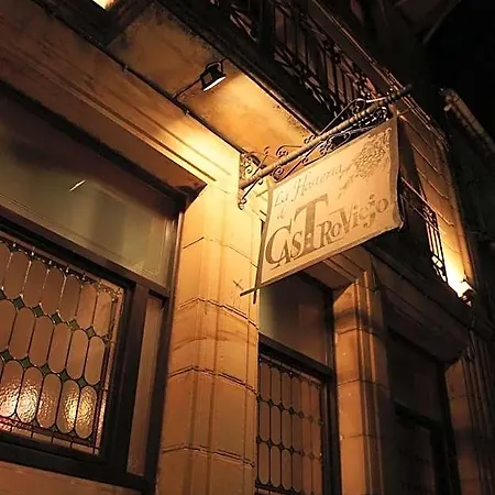 La De Castroviejo Hotel