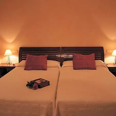 Hotel La De Castroviejo 2*