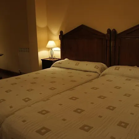 La De Castroviejo دورويلو دي لا سييرا