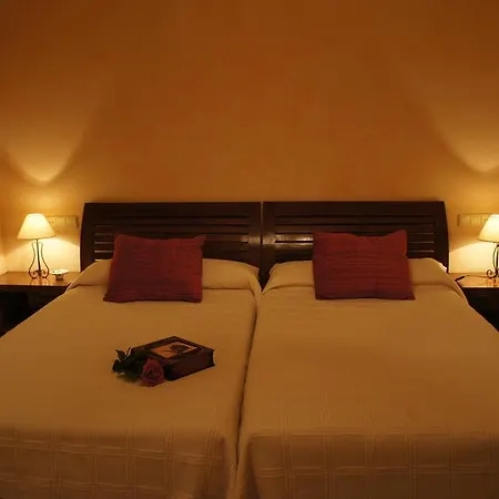 Hotel La De Castroviejo 2*