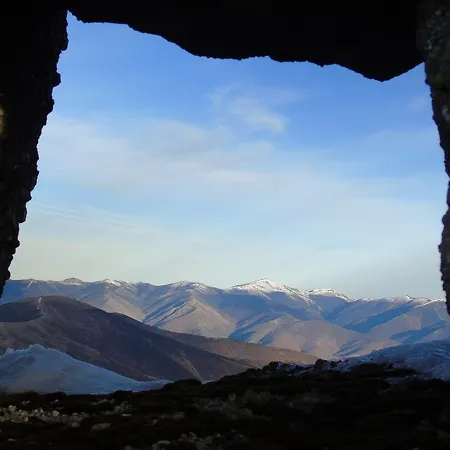 La De Castroviejo 2*