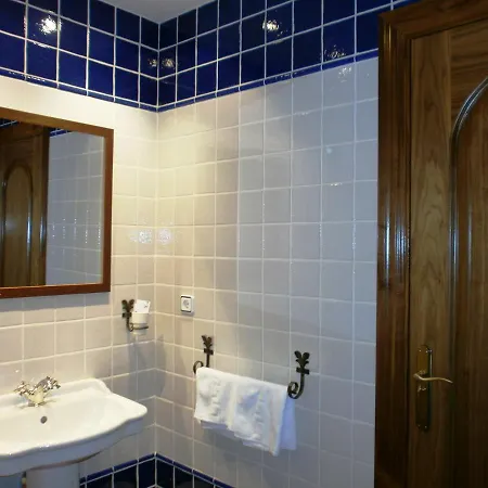 La De Castroviejo دورويلو دي لا سييرا